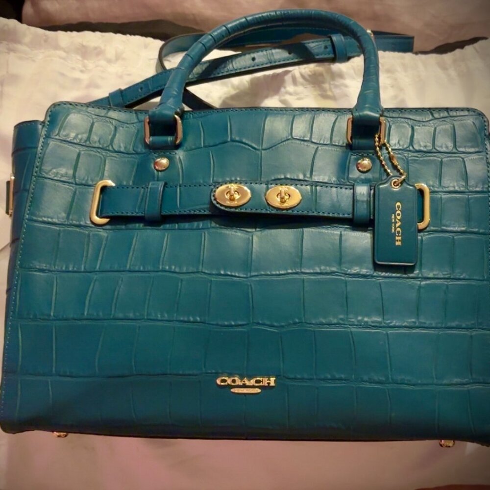 ✨ COACH Blake Carryall - Croc Embossed - TEAL ✨